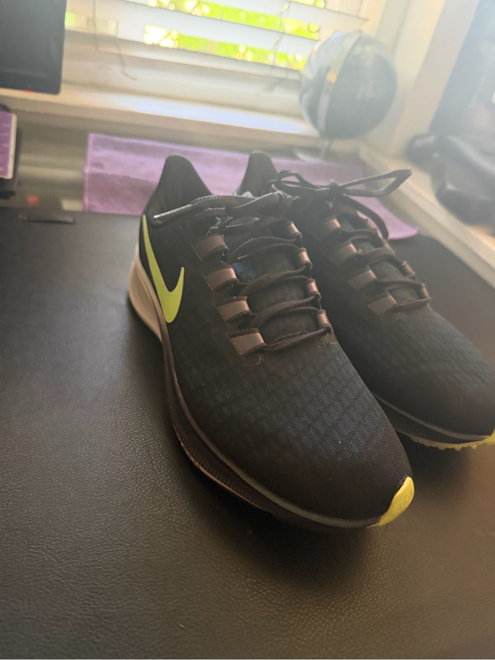 Nike Air Zoom Pegasus 37 BQ9646-001 Men’s Size 7 Running Shoes w/ Box